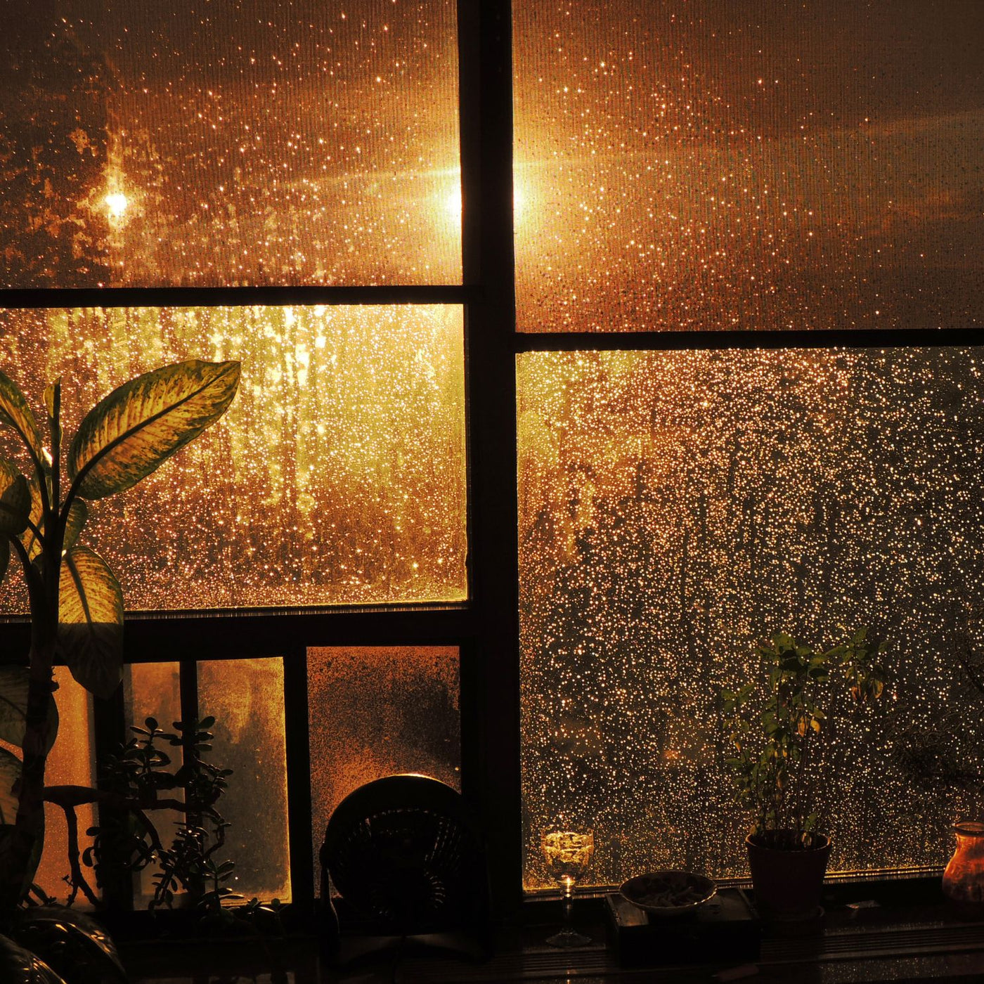 How Smart Lighting Colors and Features Enhance Our Lives Through Different Weather Conditions?